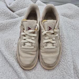 Reebok Womens Club C 85 Vintage Chalk Sneakers Size 7.5